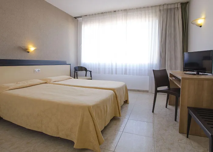 Lloret Santa Rosa By Pierre & Hotel 4*