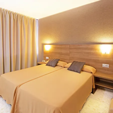 فندق Lloret Santa Rosa By Pierre & يوريت دي مار