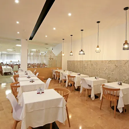 فندق Lloret Santa Rosa By Pierre &