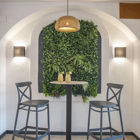 Lloret Santa Rosa By Pierre & فندق يوريت دي مار