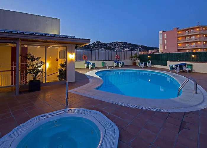 Lloret Santa Rosa By Pierre & 4*