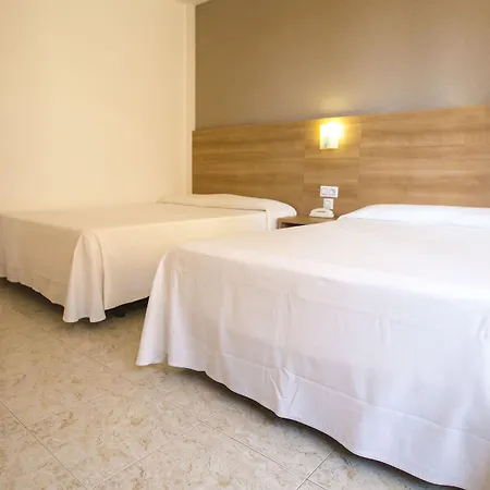 فندق Lloret Santa Rosa By Pierre &