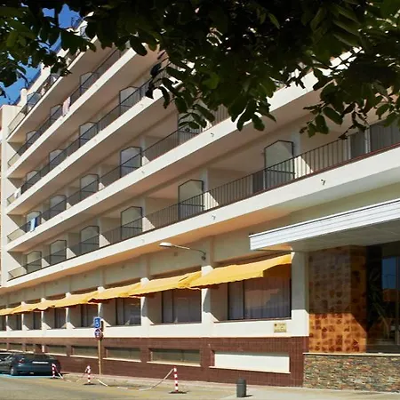 Lloret Santa Rosa By Pierre & 4* يوريت دي مار