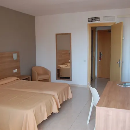 فندق Lloret Santa Rosa By Pierre &