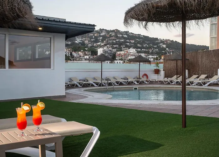 Lloret Santa Rosa By Pierre & Szálloda Lloret de Mar