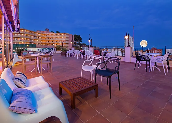 Lloret Santa Rosa By Pierre & Szálloda 4*